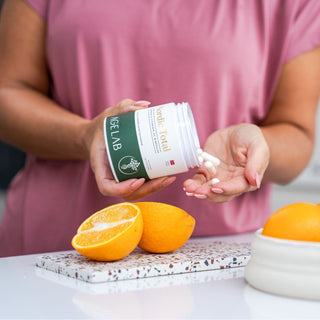 Nordic Total har taurin, magnesium, TMG, kolin, lutein, hyaluronsyre og 6 andre evidensbaserte kosttilskudd samlet i en formel. Utviklet i Norge. 